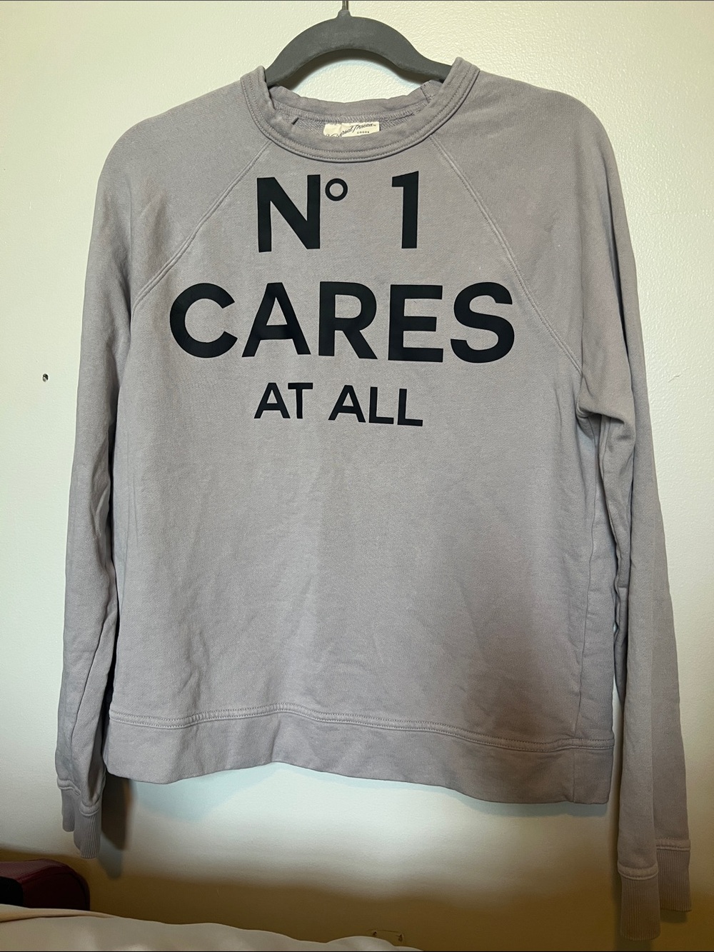 Universal Thread Gray Graphic 'No.1 Cares At All' Crewneck Sweatshirt